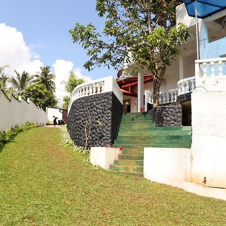 Hotel Blue Sky Mirissa Exterior foto